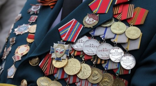 Внучка украла медали своего покойного деда в Павлодаре
