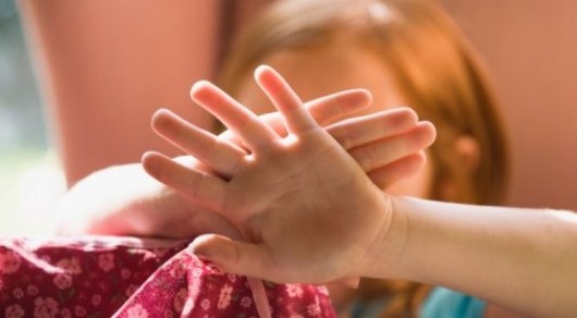 В деле о домогательствах к 5-летней девочке в ЮКО появились новые подробности