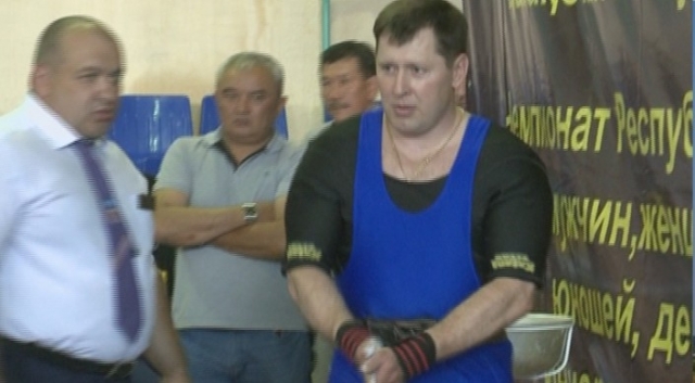 Замакима ВКО стал чемпионом Казахстана по пауэрлифтингу